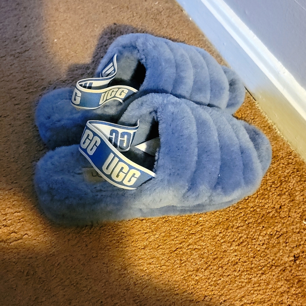 Ugg Fluff Slide Slippers